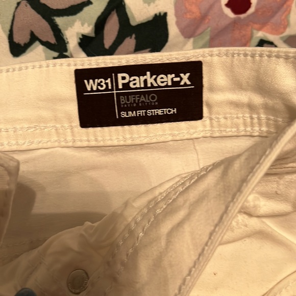 Men’s Shorts Bermuda style - Picture 2 of 6